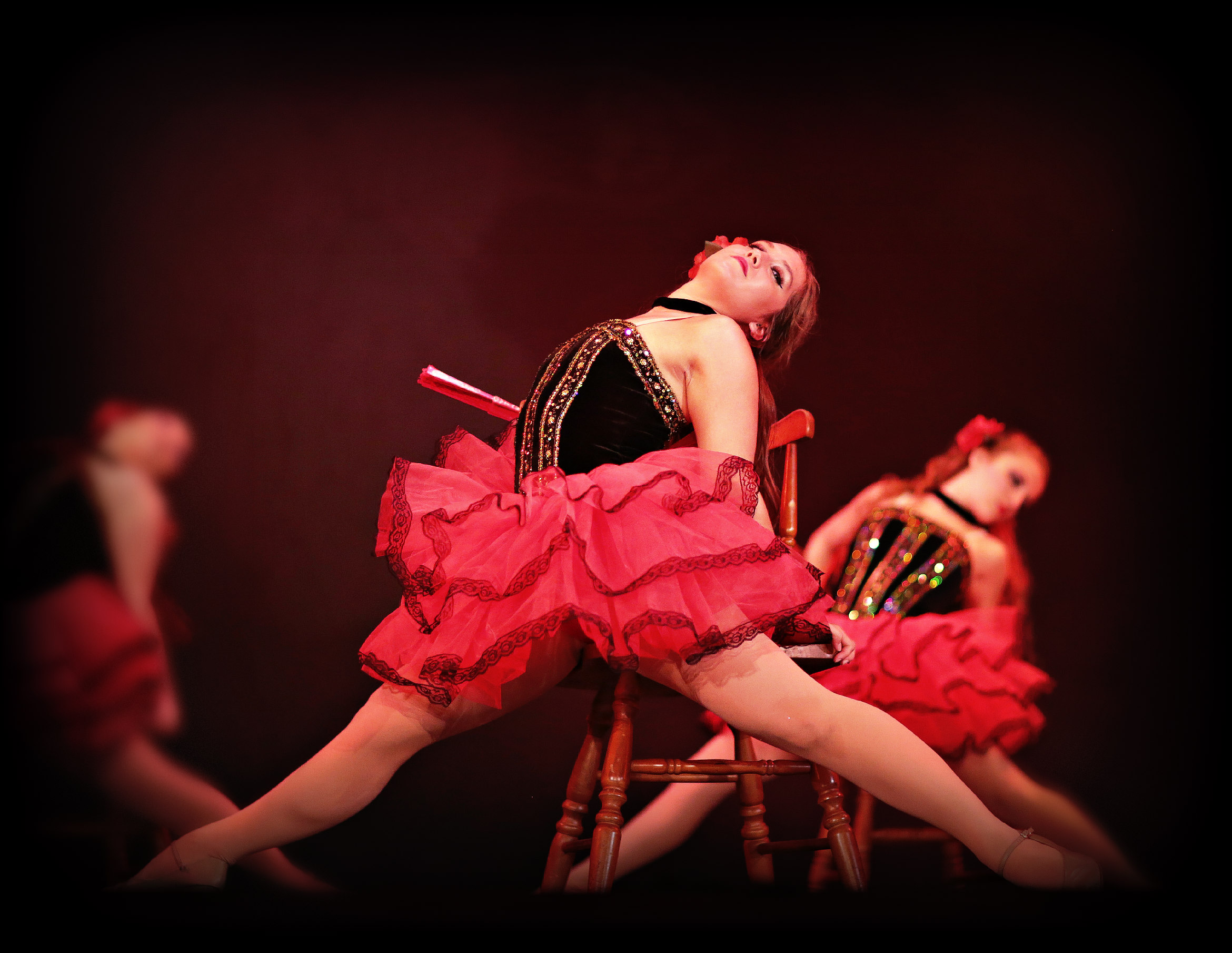 The school's annual production — photograph 6